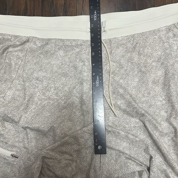 Athleta Venture Printed Pants Joggers Travel Size 22 Plus Lounge Athleisure - Picture 3 of 8